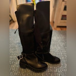 Women's size 10 at the knee/over the knee boots. NWT